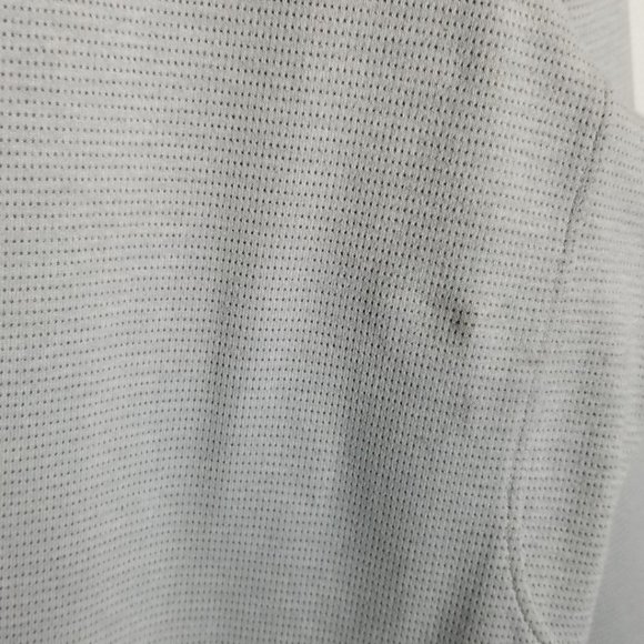 Lululemon Silver Drysense Mesh Long Sleeve - Picture 4 of 6
